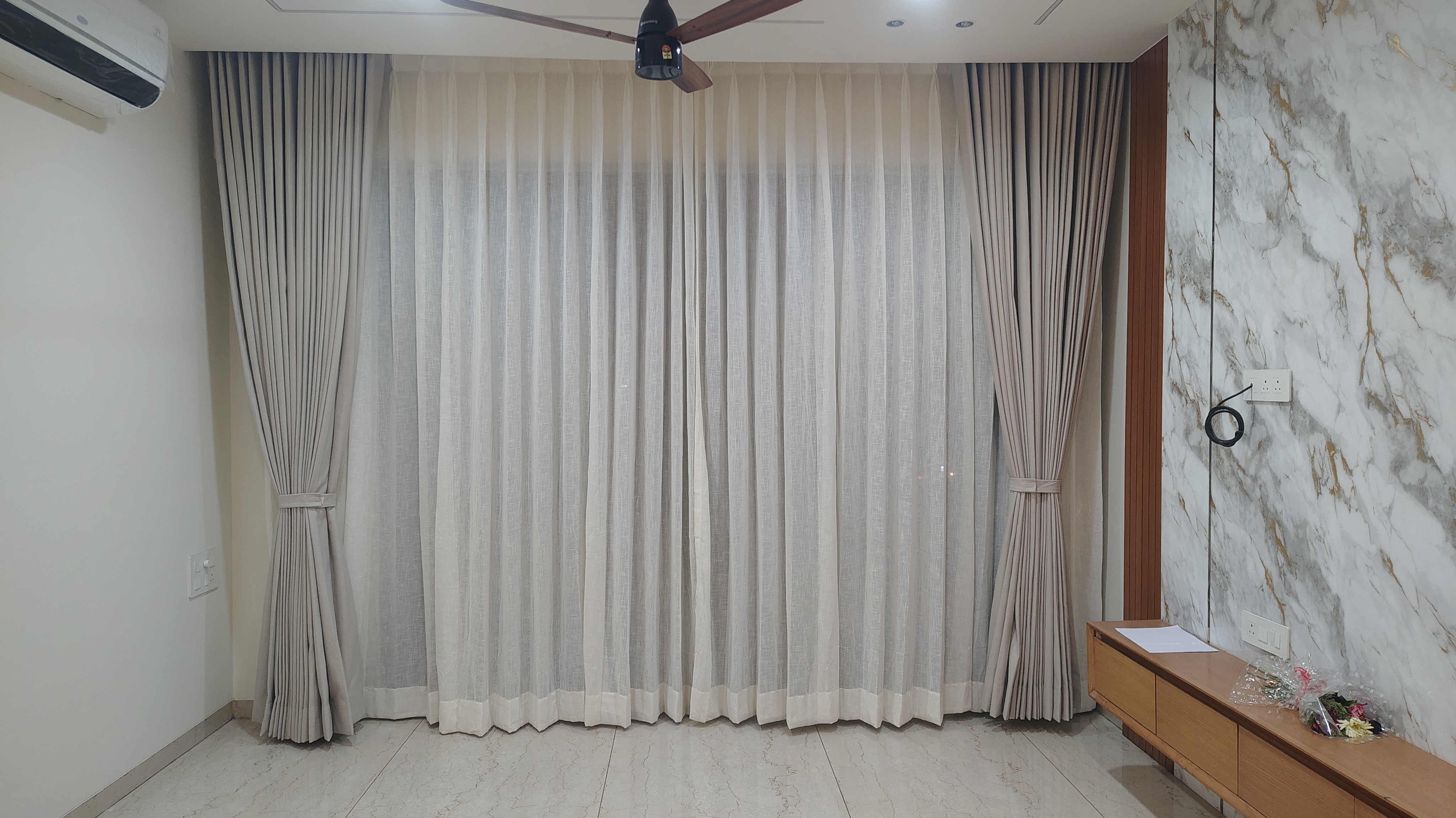 Curtain Designing Installation