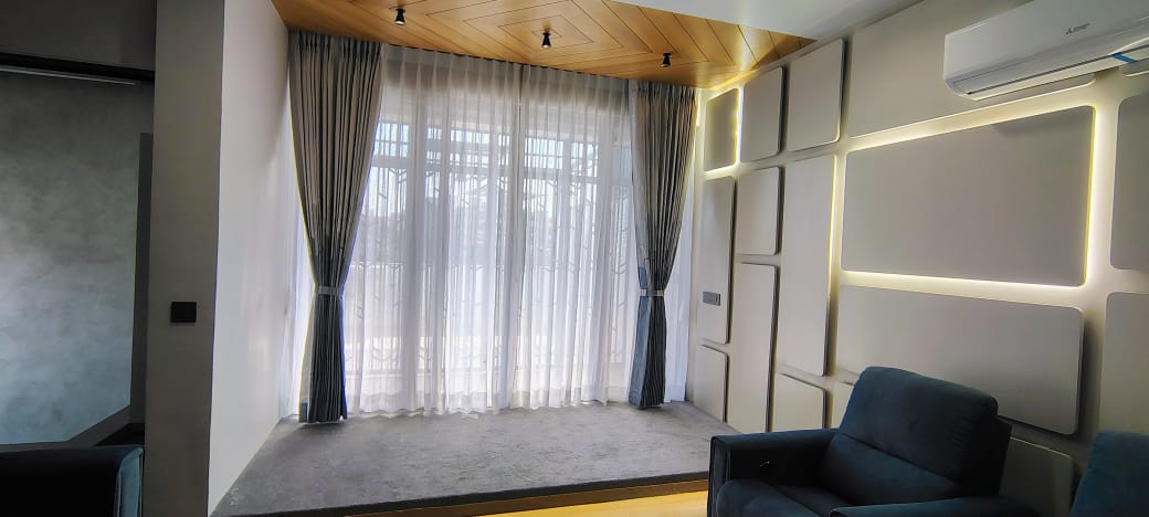 Curtain Designing Installation